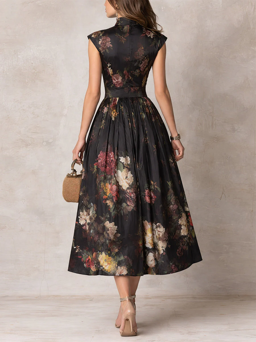 Patricia | Vestido midi plisado de satén negro con flores
